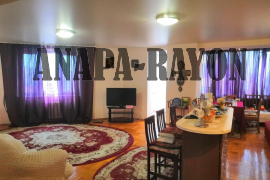 Продается 3х в Центре